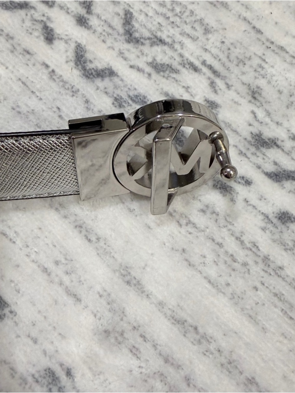 Michael Kors MK Logo Belt Black Silver Buckle Designer Minimalist Mobwife - Picture 4 of 9